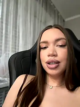 Snapshot of bunnyrich chatting on November 2025 05:10:01 AM bunnyrich online show from November 2025 05:10:01 AM