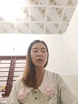 Sexy-ladyboobs20 online show from May 2026 01:03:02 AM