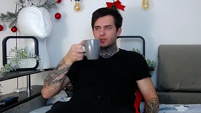 Snapshot of CarterCole chatting on December 2024 07:35:01 AM CarterCole online show from December 2024 07:35:01 AM