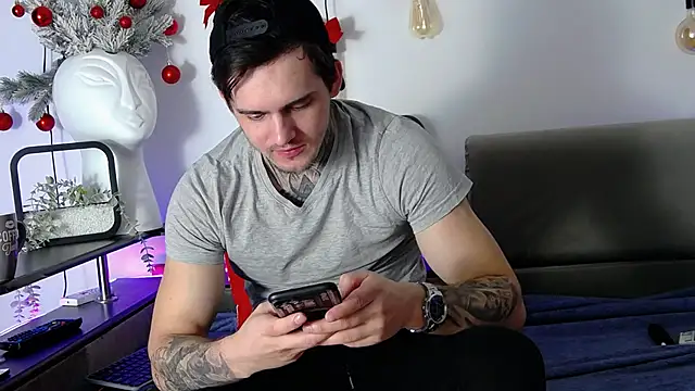 Snapshot of CarterCole chatting on January 2025 06:46:01 AM CarterCole online show from January 2025 06:46:01 AM