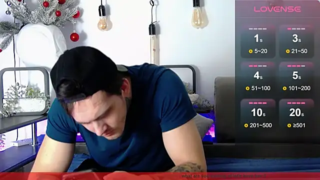 Snapshot of CarterCole chatting on January 2025 07:39:01 AM CarterCole online show from January 2025 07:39:01 AM