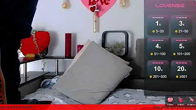 Snapshot of CarterCole chatting on February 2025 10:29:01 AM CarterCole online show from February 2025 10:29:01 AM