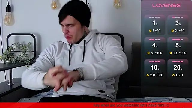 Snapshot of CarterCole chatting on February 2025 08:18:02 AM CarterCole online show from February 2025 08:18:02 AM