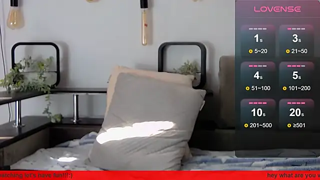 Snapshot of CarterCole chatting on February 2025 11:22:01 AM CarterCole online show from February 2025 11:22:01 AM