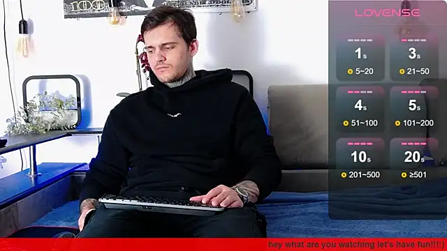 Snapshot of CarterCole chatting on March 2025 07:43:02 AM CarterCole online show from March 2025 07:43:02 AM