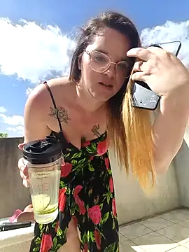 XXJulieXXhot online show from April 2026 11:11:02 AM