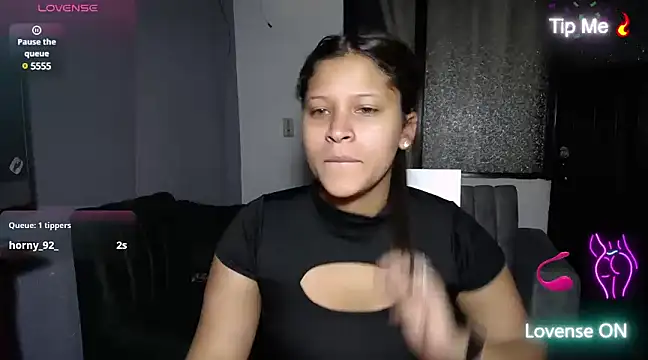 Snapshot of Miel_canela chatting on March 2025 08:43:02 PM Miel canela online show from March 2025 08:43:02 PM