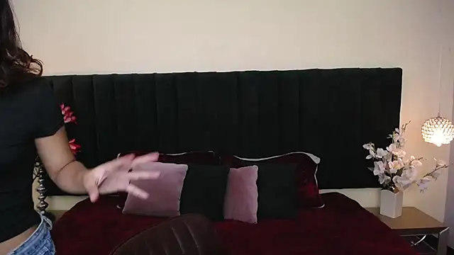 soft attraction online show from February 2026 08:12:01 PM