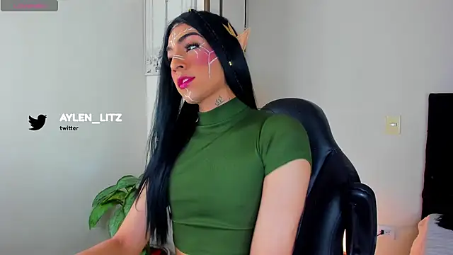 Snapshot of litz81 chatting on October 2025 08:37:02 PM litz81 online show from October 2025 08:37:02 PM