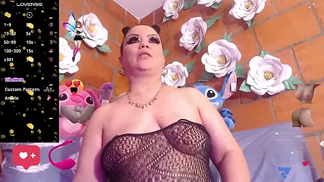 IngritBitch online show from November 2025 01:53:02 PM