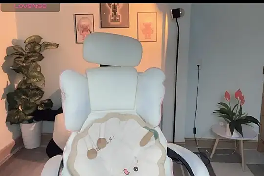  Aimy  online show from September 2025 03:57:01 PM