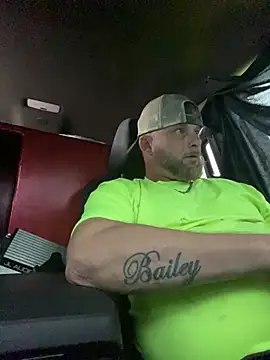 rocket8669 online show from April 2026 07:47:02 PM