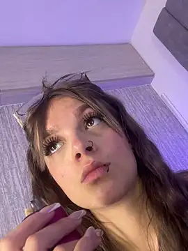 AmmyJones  online show from January 2026 07:40:01 PM