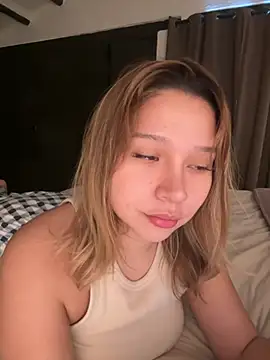 Snapshot of -SofiaCastillo- chatting on March 2026 04:22:02 PM -SofiaCastillo- online show from March 2026 04:22:02 PM