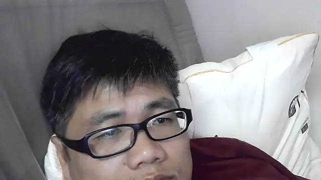 Snapshot of findagirlfriend chatting on March 2025 08:37:02 PM findagirlfriend online show from March 2025 08:37:02 PM