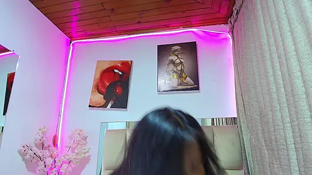 Snapshot of _Marcela__ chatting on May 2026 11:16:02 AM Marcela online show from May 2026 11:16:02 AM