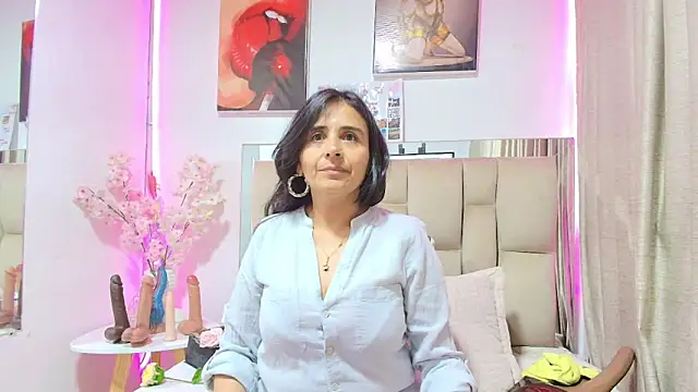 Snapshot of _Marcela__ chatting on May 2026 11:36:01 AM Marcela online show from May 2026 11:36:01 AM