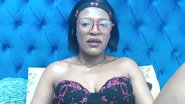 Snapshot of SpicyQueenxxxx chatting on March 2026 04:17:02 PM SpicyQueenxxxx online show from March 2026 04:17:02 PM