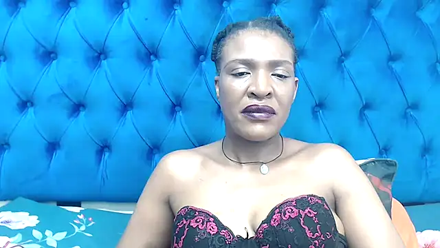 Snapshot of SpicyQueenxxxx chatting on April 2026 05:56:01 AM SpicyQueenxxxx online show from April 2026 05:56:01 AM