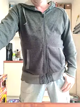 JulianJ50 online show from May 2026 09:14:01 AM