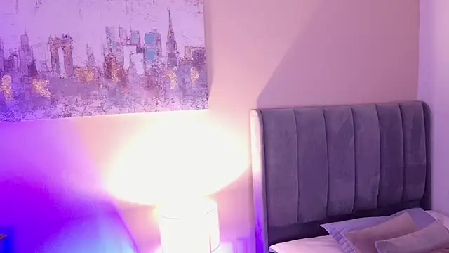 dakotaa   online show from March 2026 06:00:01 PM