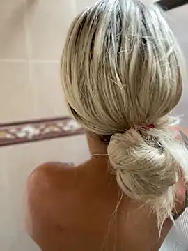 Snapshot of SamaraJay1 chatting on December 2024 01:02:01 PM SamaraJay1 online show from December 2024 01:02:01 PM