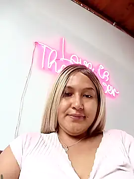 Snapshot of SamaraJay1 chatting on January 2025 01:08:02 PM SamaraJay1 online show from January 2025 01:08:02 PM