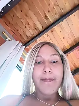 Snapshot of SamaraJay1 chatting on February 2025 05:22:02 PM SamaraJay1 online show from February 2025 05:22:02 PM