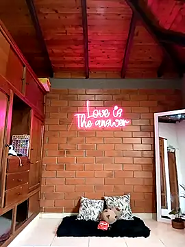 Snapshot of SamaraJay1 chatting on March 2025 12:14:02 PM SamaraJay1 online show from March 2025 12:14:02 PM