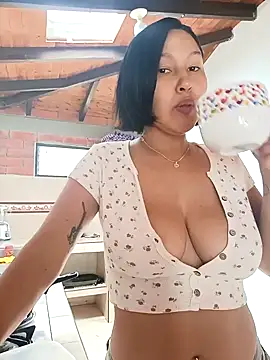 Snapshot of SamaraJay1 chatting on September 2025 02:08:01 PM SamaraJay1 online show from September 2025 02:08:01 PM