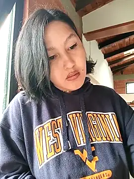 Snapshot of SamaraJay1 chatting on November 2025 01:43:03 PM SamaraJay1 online show from November 2025 01:43:03 PM