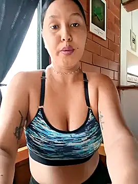 Snapshot of SamaraJay1 chatting on December 2025 04:05:01 PM SamaraJay1 online show from December 2025 04:05:01 PM