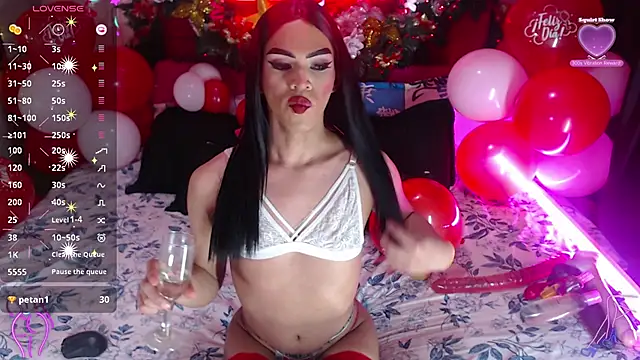 Snapshot of MARGOTFERRER chatting on February 2025 03:31:02 AM MARGOTFERRER online show from February 2025 03:31:02 AM