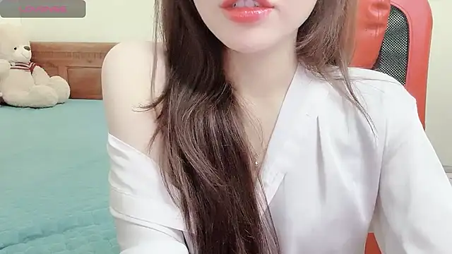 TrinhH Nabbi online show from January 2025 01:31:01 PM