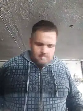 Snapshot of Ronny2510 chatting on January 2025 06:03:02 AM Ronny2510 online show from January 2025 06:03:02 AM