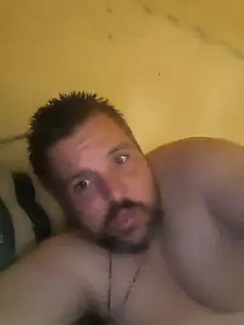 Snapshot of Ronny2510 chatting on October 2025 01:08:01 PM Ronny2510 online show from October 2025 01:08:01 PM