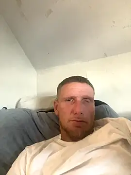 Snapshot of aaronmc311840 chatting on October 2025 09:59:01 PM aaronmc311840 online show from October 2025 09:59:01 PM