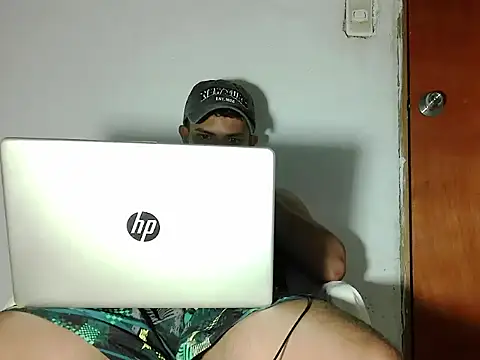 Latinsex2501 online show from June 2026 08:28:01 PM
