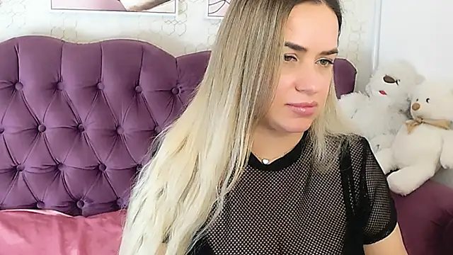 Snapshot of MilenaMiler_X chatting on January 2025 10:49:02 AM MilenaMiler X online show from January 2025 10:49:02 AM