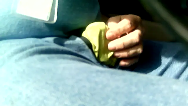 Policeman20742 online show from December 2024 05:43:01 PM