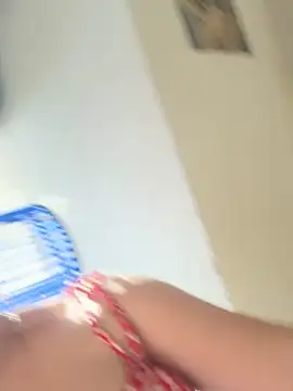 Snapshot of Mia_foxx_ chatting on November 2025 09:02:01 PM Mia foxx online show from November 2025 09:02:01 PM