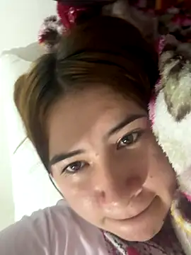 Snapshot of Mia_foxx_ chatting on December 2025 08:46:01 PM Mia foxx online show from December 2025 08:46:01 PM