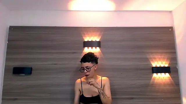 Cutie Shy  online show from February 2025 07:22:02 PM