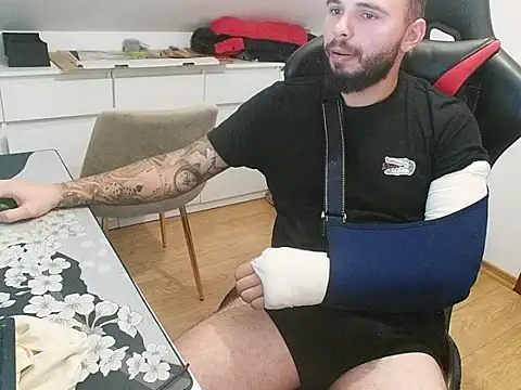 prezydentcam online show from October 2025 09:20:01 AM