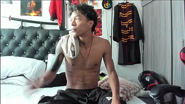 TommyGun 22 online show from April 2026 10:43:02 PM