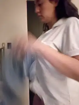 lolitalamasbonita01 online show from March 2026 01:49:03 AM