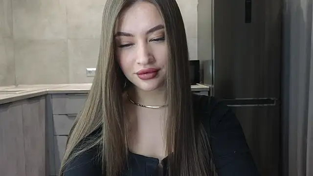 Snapshot of Cinderella____ chatting on December 2024 07:18:02 PM Cinderella online show from December 2024 07:18:02 PM