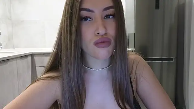 Snapshot of Cinderella____ chatting on February 2025 04:41:02 PM Cinderella online show from February 2025 04:41:02 PM