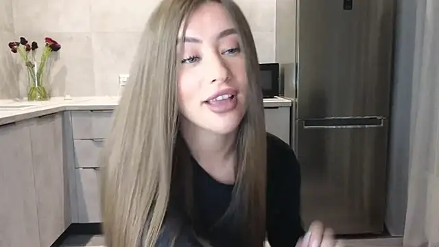 Snapshot of Cinderella____ chatting on February 2025 02:57:02 PM Cinderella online show from February 2025 02:57:02 PM