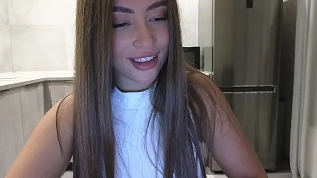 Snapshot of Cinderella____ chatting on February 2025 12:10:02 AM Cinderella online show from February 2025 12:10:02 AM